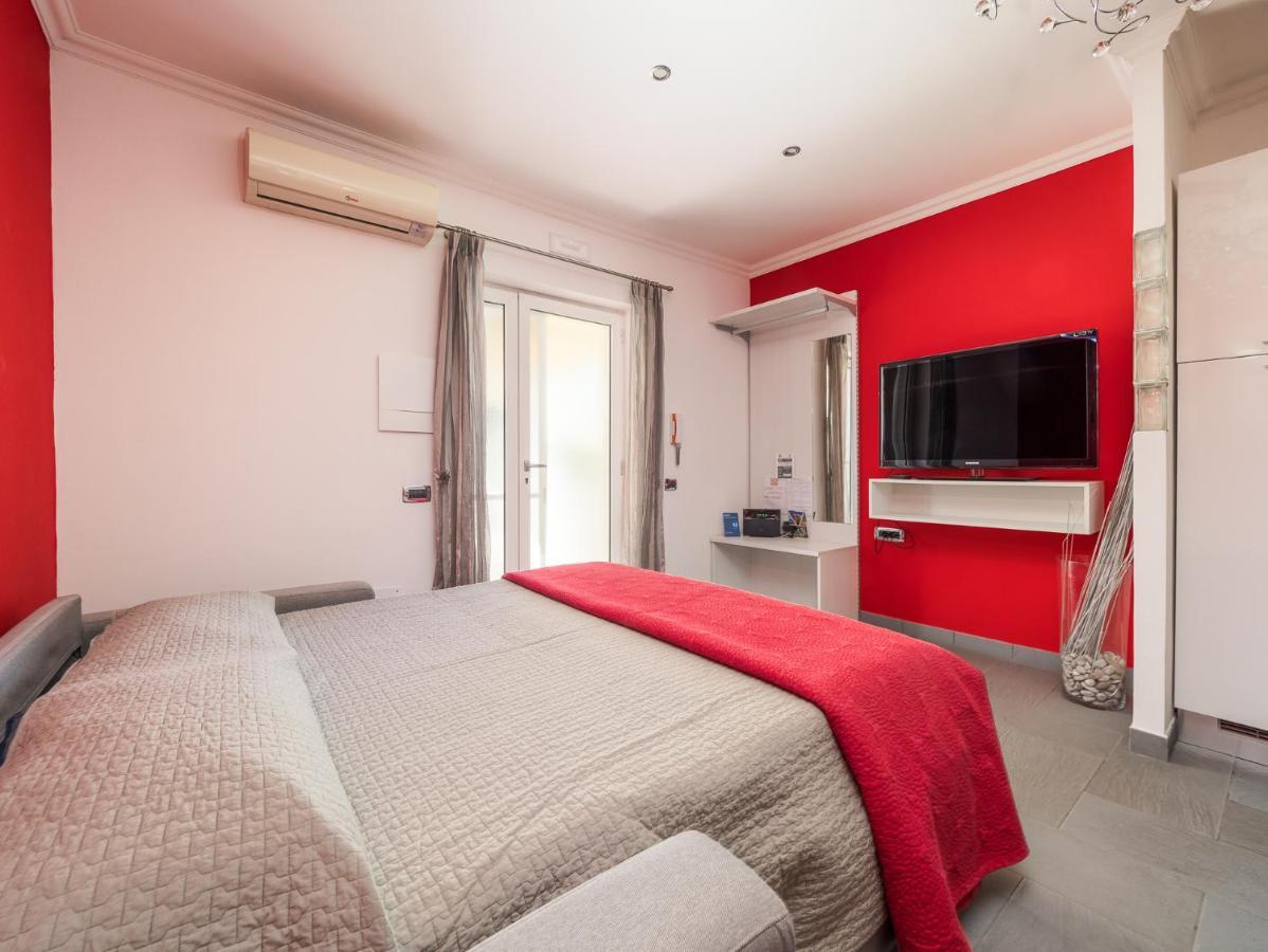 La Dolce Vita Relax - Cozy Apt In Sorrento Lägenhet Exteriör bild